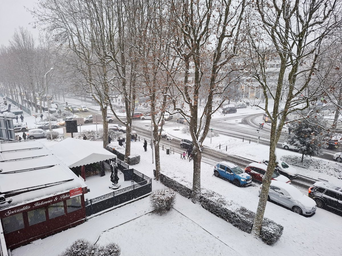 Créteil, lundi 5 janvier 2026. #neige