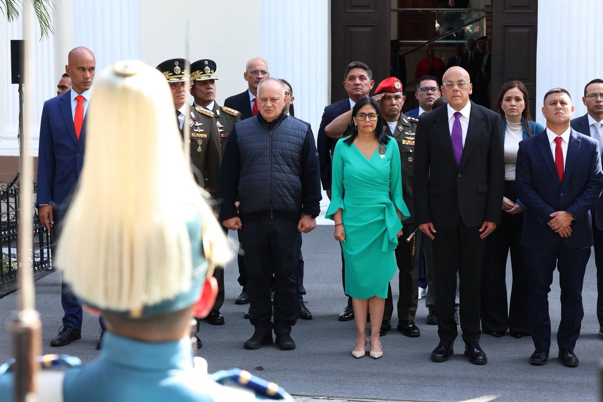 La Asamblea Nacional (AN) juramentó a Delcy Eloína Rodríguez Gómez como presidenta encargada de la República Bolivariana de Venezuela, en el salón Tríptico del Palacio Federal Legislativo, este lunes.