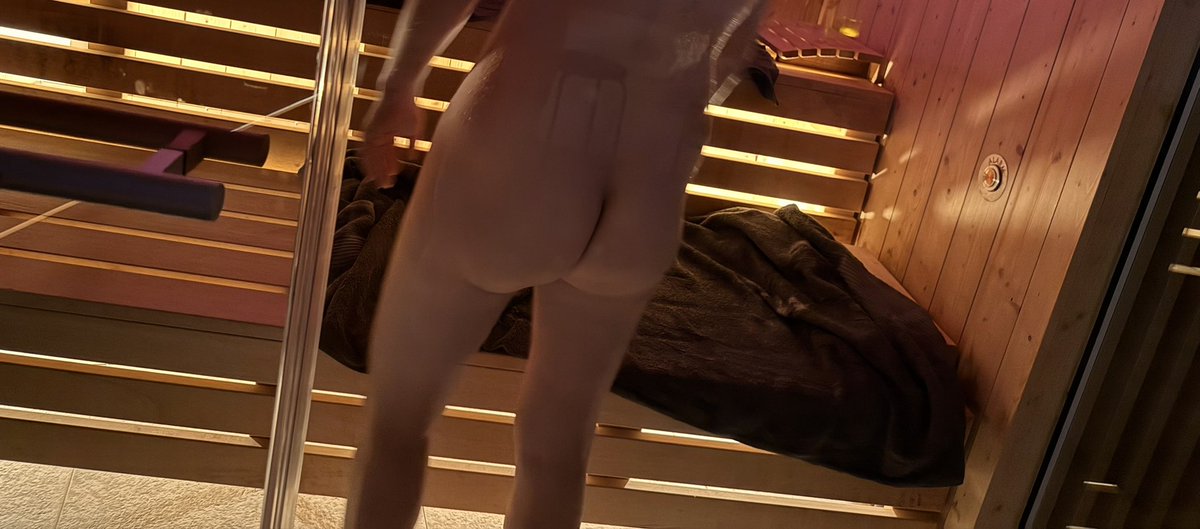 soptim_'s tweet image. Sophie hat die Sauna vorbereitet! Kommst du mit ? 

Mehr davon siehst du auf BestFans.com/Soptim 

Oder 

app.maloum.com/creator/soptim

#maloum #bestfans @maloum_official @bestfans #Venezuela #hot