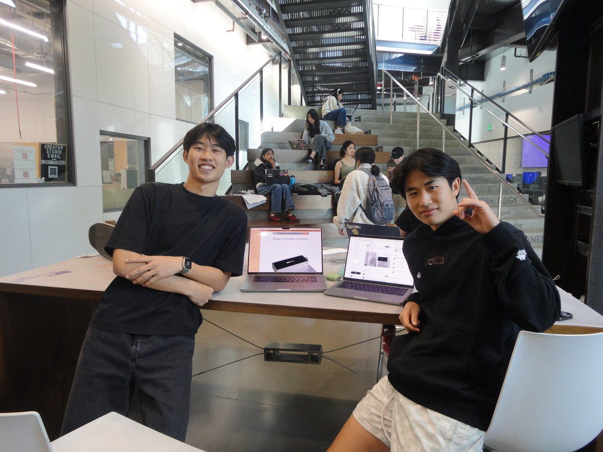 Eason Tang tweet media