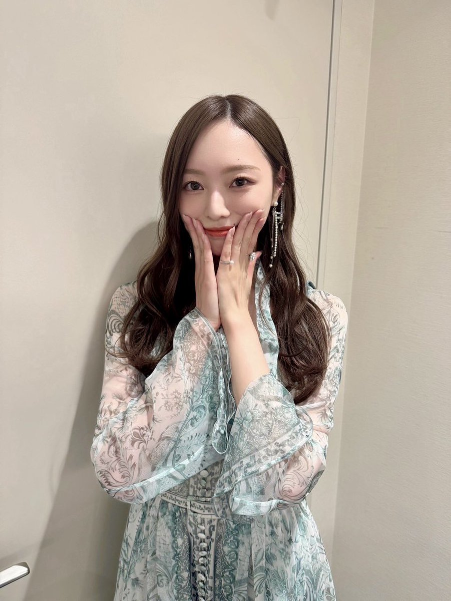 nogiYodaSW's tweet photo. うめ お誕生日おめでとう🎉

 #梅澤美波生誕祭 
 #乃木坂46 https://t.co/4lWkVJ2xhT
