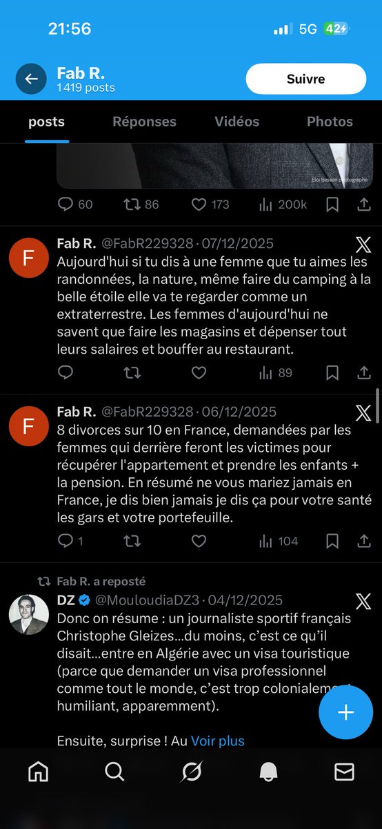 Richcourtt's tweet photo. @FabR229328 @BoyPSG95 @cpasdeslol_X Alors je t’explique c’est pas parce que toi ta vie pue la merde et que tu es dépressif que sa vie était similaire à la sienne.

Sans rire regarde toi t’es perdu dans ta vie. Recentre toi sur toi tu en as besoin.

 Au passage dans ton dernier tweet récent c’est toi le pedophile https://t.co/P2GYoNo2Nr