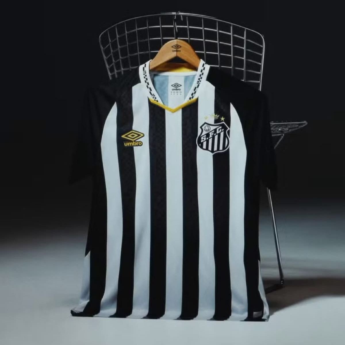 A BRABA DO PEIXÃO 

Camisa Santos II 25/26 Neymar N° 10 Torcedor Umbro

De R$ 399 por R$ 129 no Pix
Use o Cupom: TIRA15 🎟️
xetlinks.com/RatrIf