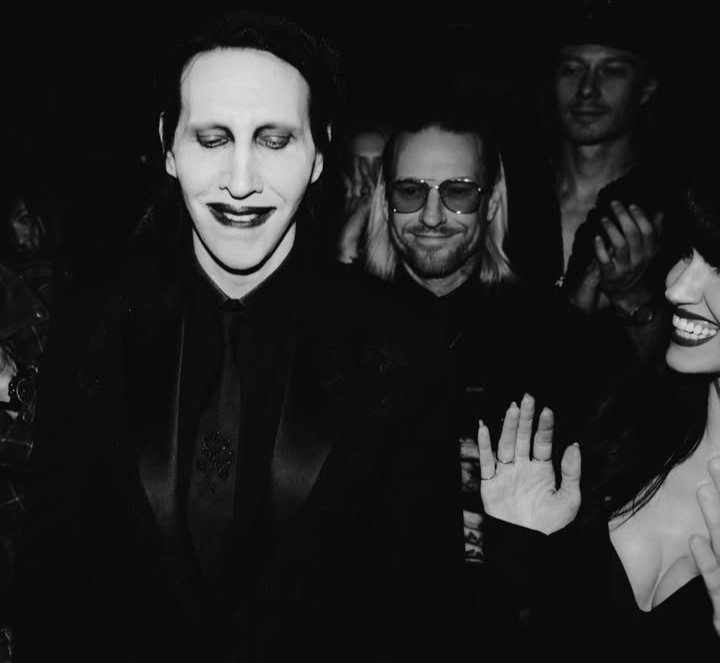 Holy_Manson's tweet photo. Another year older, another year untouchable.
Happy Birthday to the Reverend who turned art into provocation and darkness into legacy 🎂🖤
#MarilynManson #HappyBirthdayMarilynManson #TheReverend #MansonSupremacy #IndustrialIcon #DarkIcon https://t.co/Xsk4pDzEQS