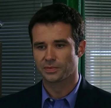 frodomunster's tweet image. #Corriedale
Graham is back from the dead......Or is it Harvey Reuben #CoronationStreet #Emmerdale