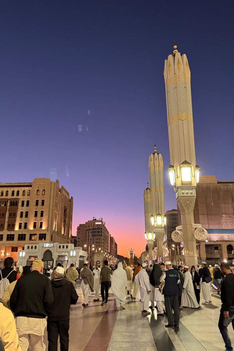 _dgtldiary's tweet image. left my heart in madinah
