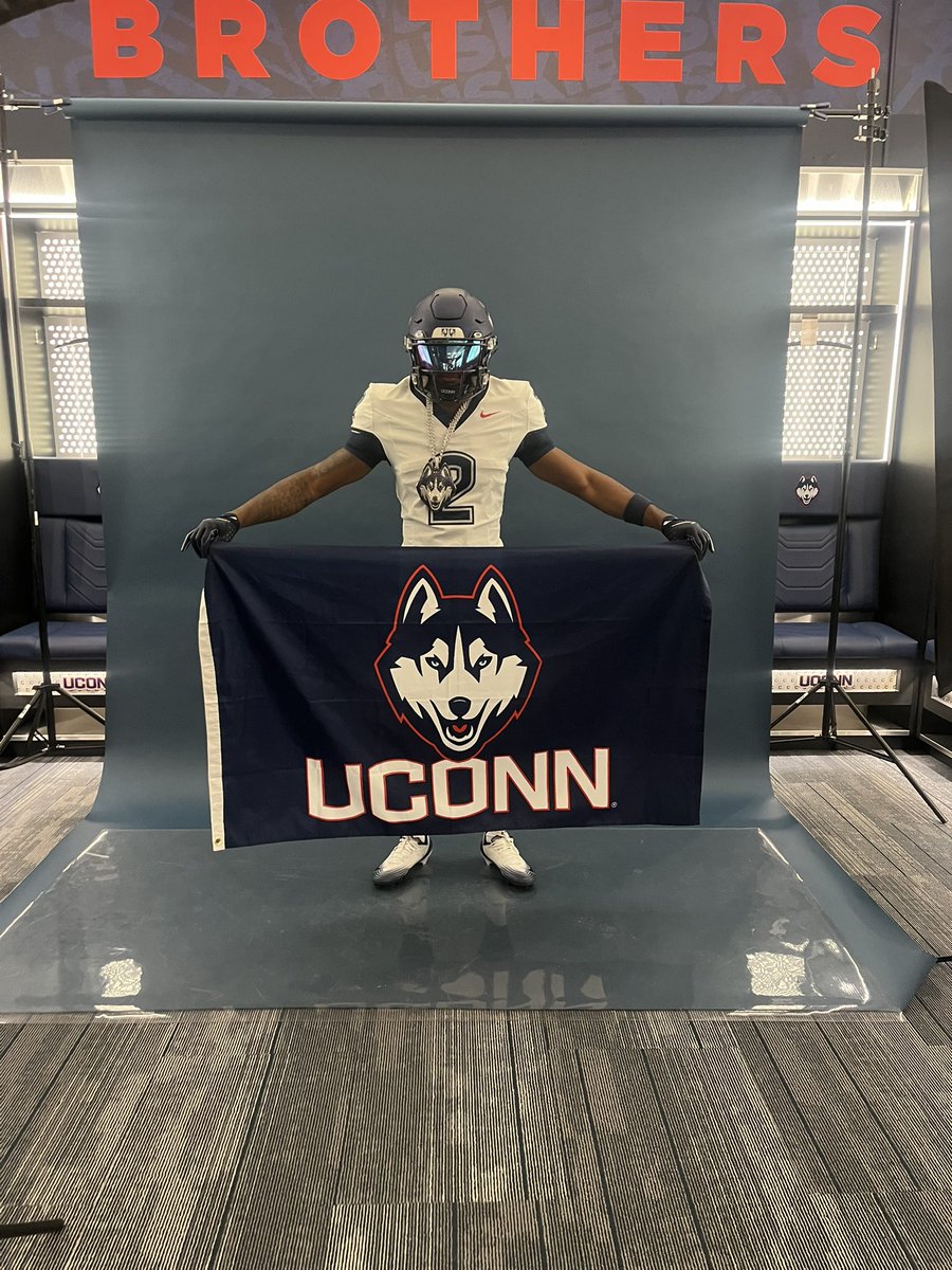 Ezell Jolly tweet media