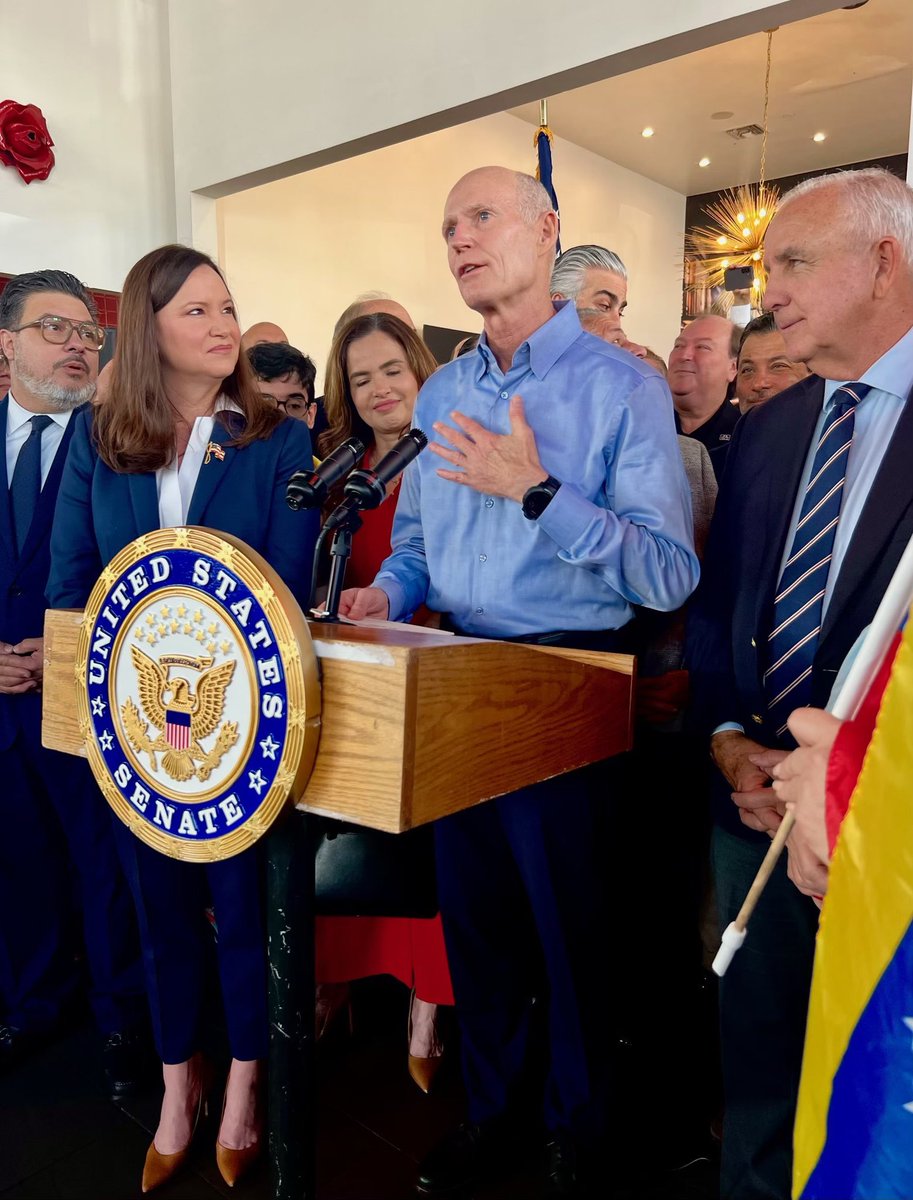Rick Scott tweet media