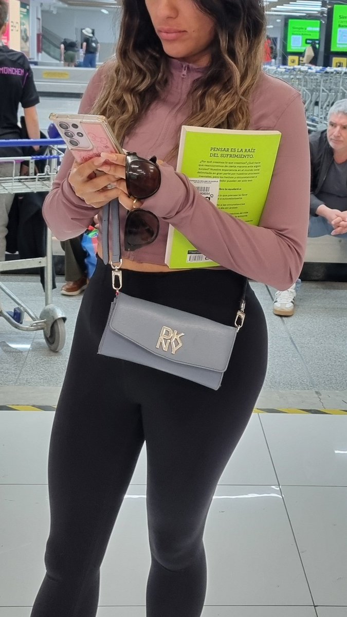 pere pomades tweet media