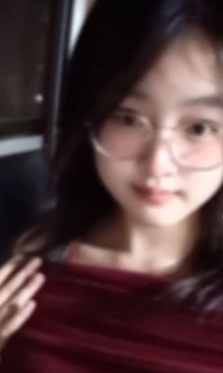 yue32048's tweet photo. 玩骰子游戏运气不佳 ，最后小绿奴的06年小女友，结算是无码曝光呢 嘻嘻😋

姓名：*琦
年龄：19
身高体重：165/55
地区：辽宁大连甘井子区**小区*号楼*02
微信：Libra***
微信：QR***
手机号156*****703
qq 203****293
抖音Ar****19
#贡献女友 #骰子游戏 https://t.co/uqpdlwAb0p