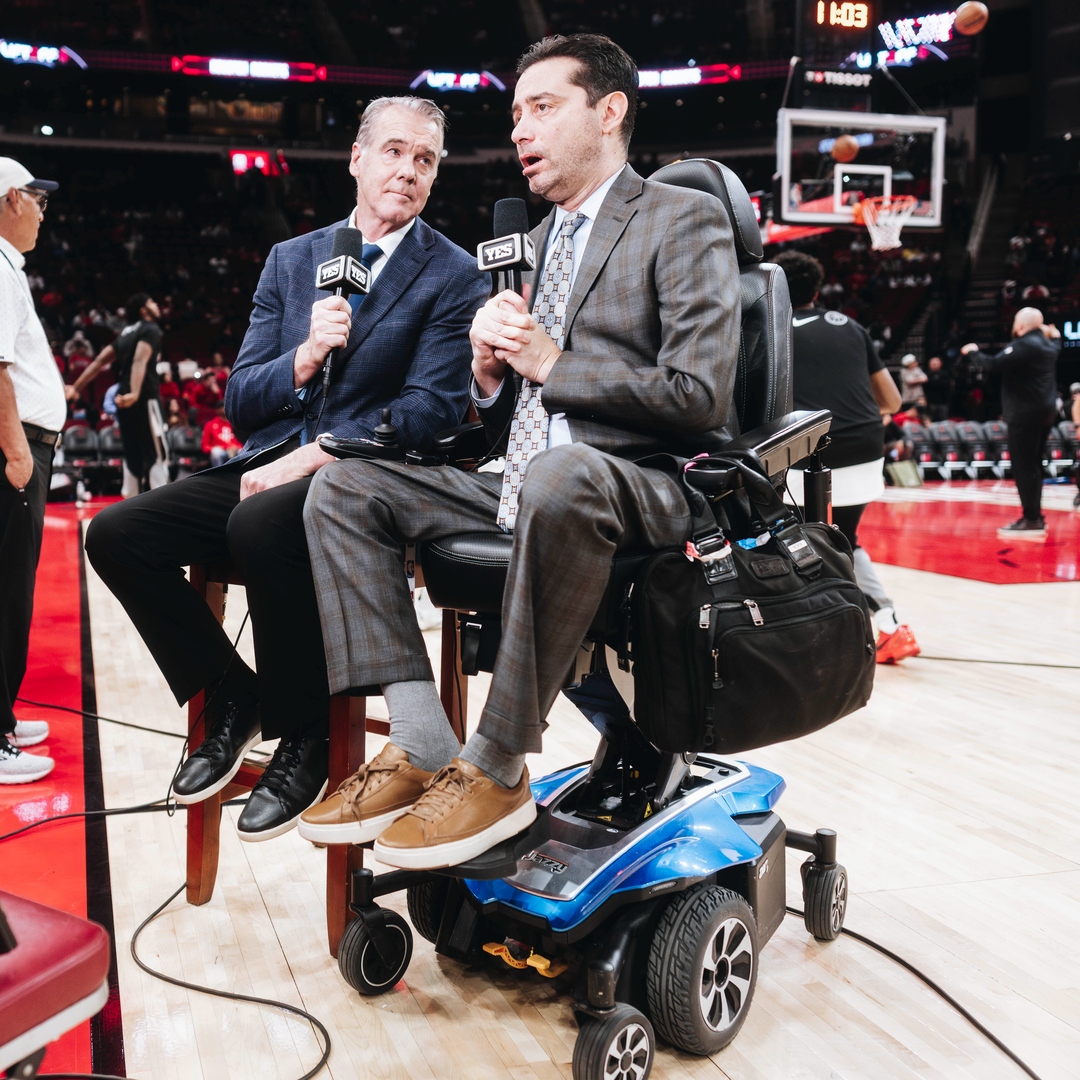 Congrats to our very own <a href="/ChrisCarrino/">Chris Carrino</a> for being named <a href="/NSMASportsMedia/">NSMA Sports Media</a> 2025 New York Sportscaster of the Year!