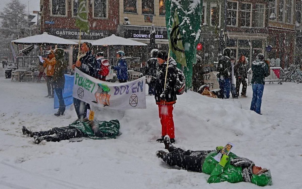 Christina van W ~⊙°👩‍👦🦋🗝💍👩‍💻°⊙~ tweet media