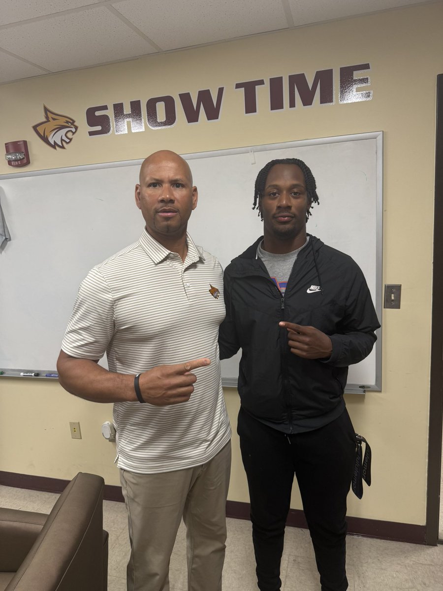 Cal Lloyd tweet media