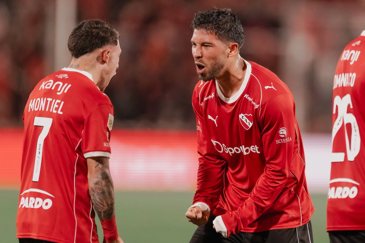 ¡Así arranca el Torneo Apertura 2026 para #Independiente!

🆚️ Estudiantes (L)
Vie 23/1 - 20.00

🆚️ Newell's (V)
Mar 27/1 - 22.15

🆚️ Vélez (L)
Sáb 31/1 - 19.45

Días y horarios de las primeras 12 jornadas ➡️ bit.ly/Apertura_2026

#TodoRojo 🔴