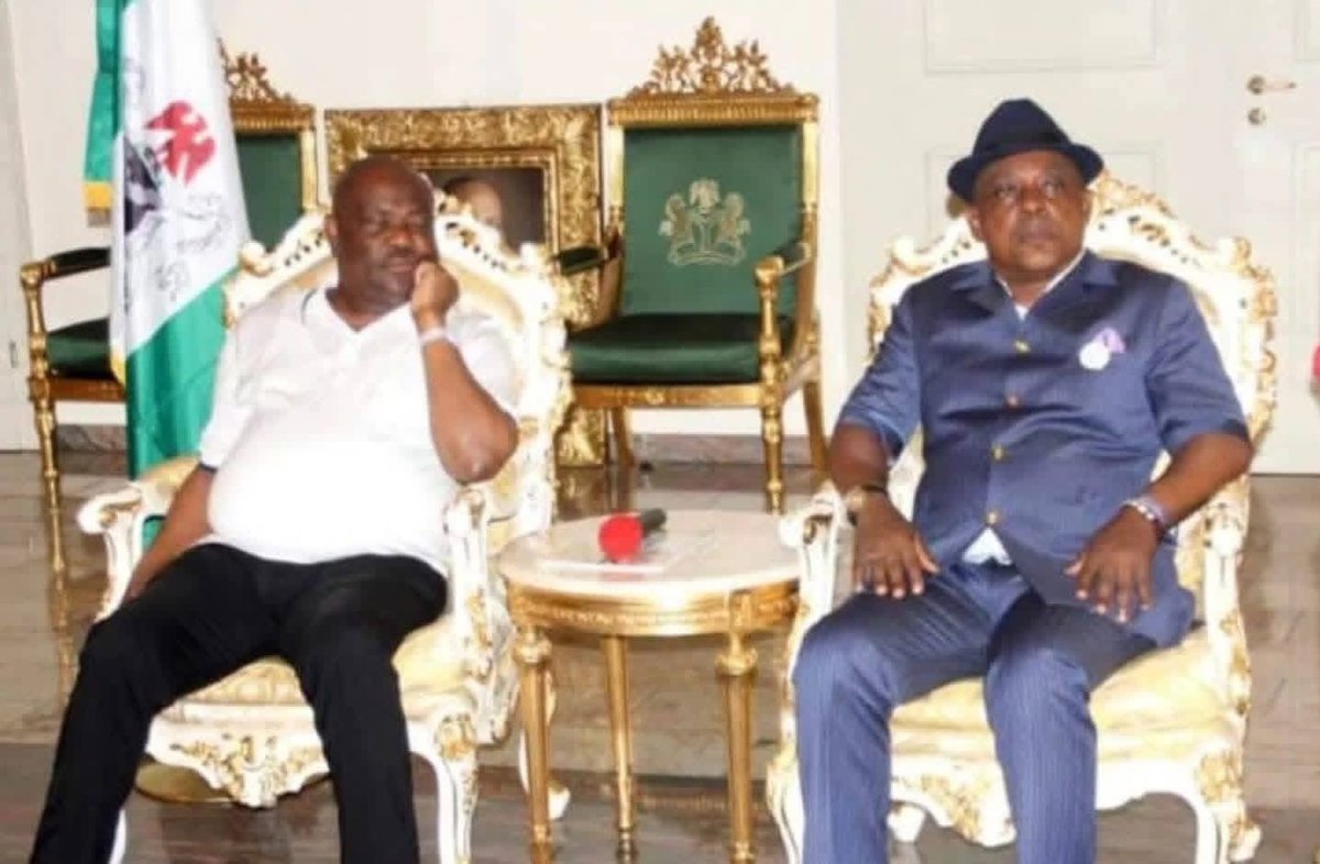 BolanleCole's tweet image. Dear Wike! 

● Sen. John Mbata helped you to be Obia-Akpo Chairman. You later realised it was a mistake to have a relationship with him. 

● Dr. Peter Odili &amp;amp; his wife supported you in returning for a 2nd term as Obio-Akpor Chairman. You later realised it was a mistake to have…