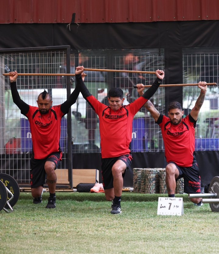 #ColoColo2026 #VamosColoColo 
Que año de mierda que se nos avecina , sumen a Wimberg 🤦