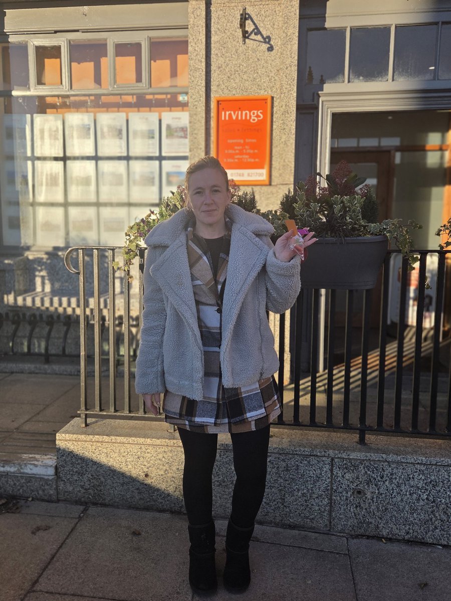 chape_natasha's tweet photo. We collected the keys 🔑
For our property 🏠 For Fuel Up Nutrition .Over the next 2 weeks we are doing 🆓️ Wellness Evaluations from our BRAND NEW CLUB 💚BOOK IN NOW 📨 Drop me a message or use the link below 👇👇
https://t.co/35OrY0XmUF
 👀 Who wants in 😁 https://t.co/1gMNSsBpNT