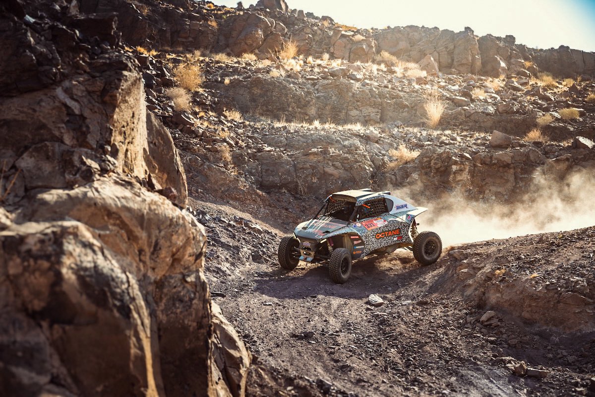 RRemennik's tweet photo. 🔥 Stage 2 at #Dakar hit hard.
No turbo from ~100 km, rescue attempts, desert repair, rocky tracks, dust &amp; night driving.

We’re at the finish. Car intact. Team result matters. Only Day 2. https://t.co/9ChSS7T2aR