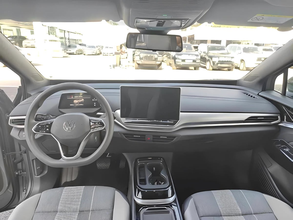 Directautoimpo's tweet photo. Thinking electric?⚡️This is a smart move.

2022 Volkswagen ID.4 CROZZ
Fully Electric
2,000km only
Clean &amp; modern SUV
Located in China - shipped worldwide
$16,480 ( = N24.7M)
No bidding | Buy-Now deal
Direct Auto Imports Nigeria 
we handle everything from source to delivery. https://t.co/0QeMdtpuTS
