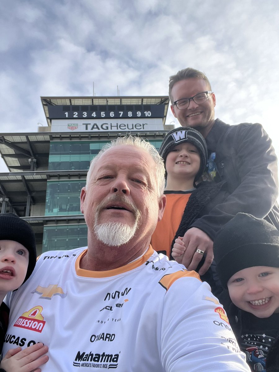 mepearson62's tweet photo. @IMS 1 trip of 2026 to my favorite place my twin grandsons 1st time love the smiles and memories the next generation of 500 fans #is it May yet 🏁🏁 https://t.co/KkS5inlygD