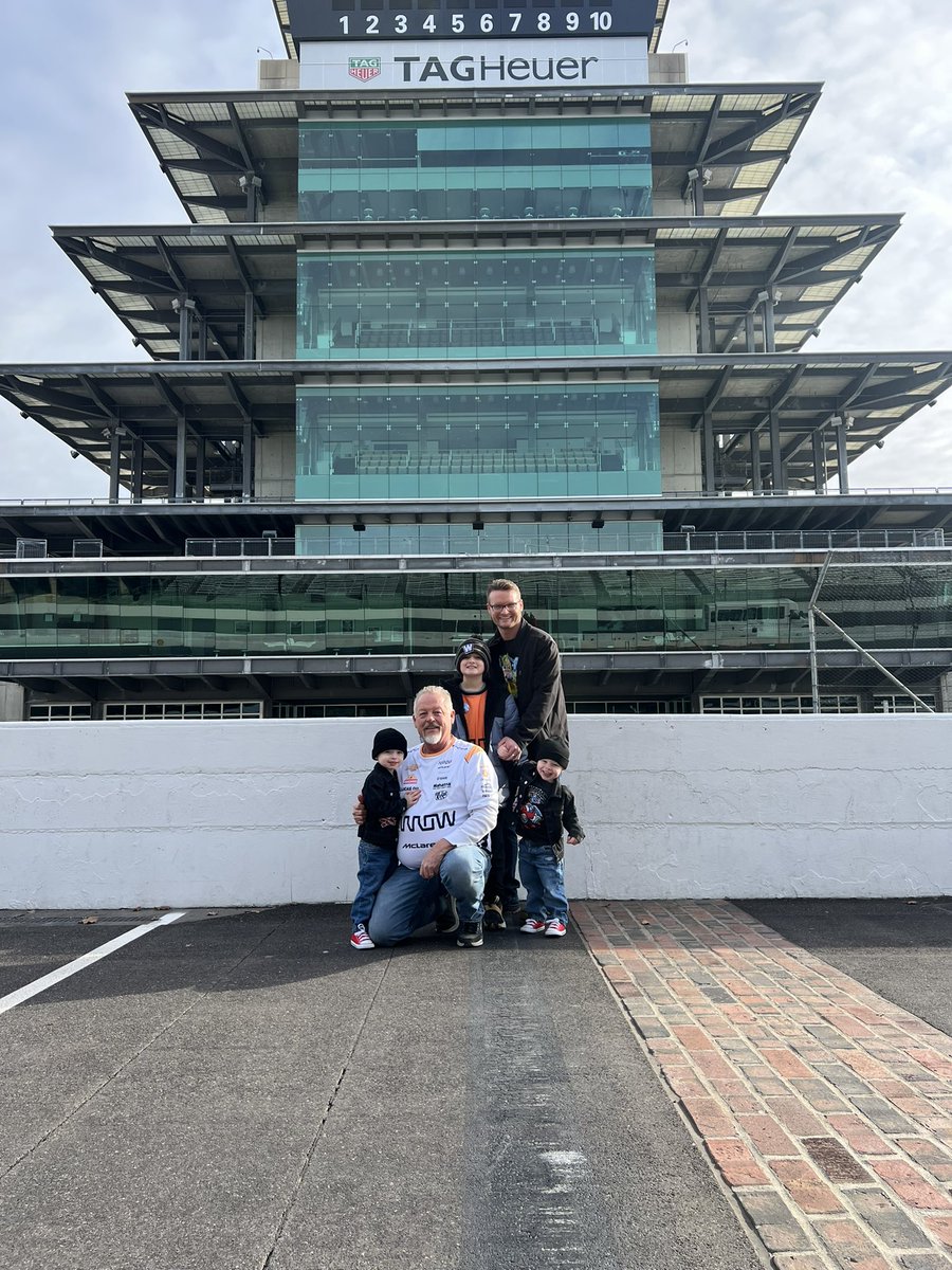 mepearson62's tweet photo. @IMS 1 trip of 2026 to my favorite place my twin grandsons 1st time love the smiles and memories the next generation of 500 fans #is it May yet 🏁🏁 https://t.co/KkS5inlygD