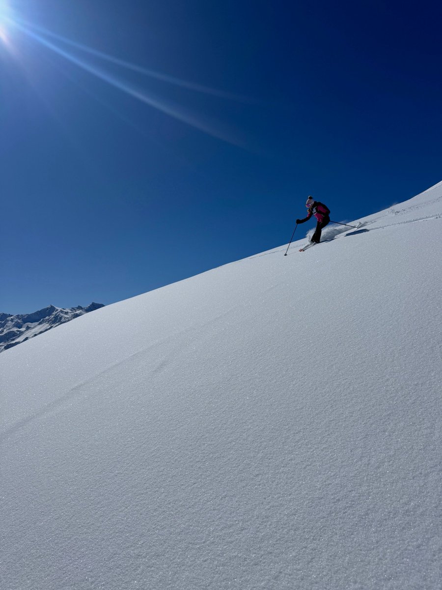 What NOT to say to a #ski friend before their big #skitrip ... #breakaleg  #duh #TravelTips #TravelVibes 
familyskitrips.com/what-not-to-sa…