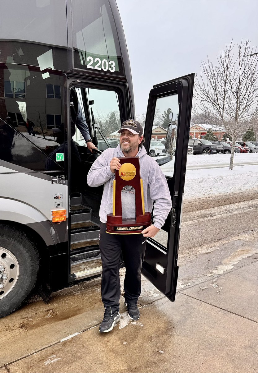 UWRFFalcons's tweet image. WELCOME HOME. 🏆 

#FFT @UWRFFootball