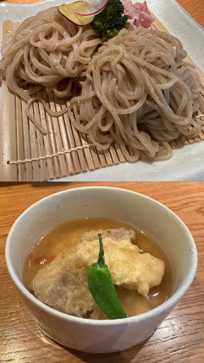 麦の空GACHI SOBA DOJO
限定10食　
麦そばのざる龍野乃刻
〜飛騨牛ひれ天とかしわ天海鮮
蕪餡かけ〜
仕事始めの月曜日イマイチ気合いが入らないところに上野さんからビッグなお年玉がキター🤣
麦の上時代を彷彿とさせる二種の麦そばがスタンバイっ☺️