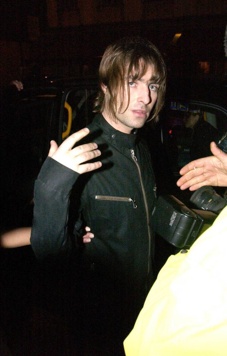 FalseClippy's tweet image. I love you girliam