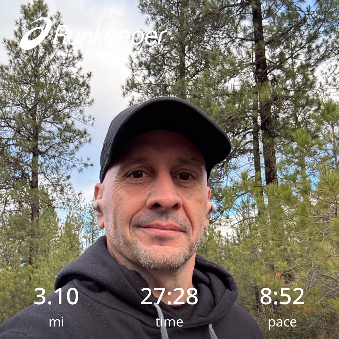 terrydell's tweet photo. #soulcon test in day
Push-ups 84
Sit-ups 46
5k 27:28
Smiling cuz I feel good about that 5k time
#RunDawgs #DEFReset
@JoshuaTufts @DeepSeaZ @tdawgshouse @Ansel_Easton @03dawg @nolecore @HoodHusky @McGrubbin https://t.co/srFjYl1Bwi