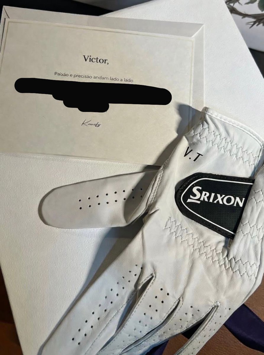 tt_vohan's tweet image. Sempre admirei o mundo do golfe, não apenas pelo esporte, mas pelas pessoas influentes que o movem. Trabalhei por anos para ter um mindset para ser reconhecido nesse círculo, algo que antes parecia impossível para mim.

Semanas atrás, mantive a convicção e usei a Lei confiante de…