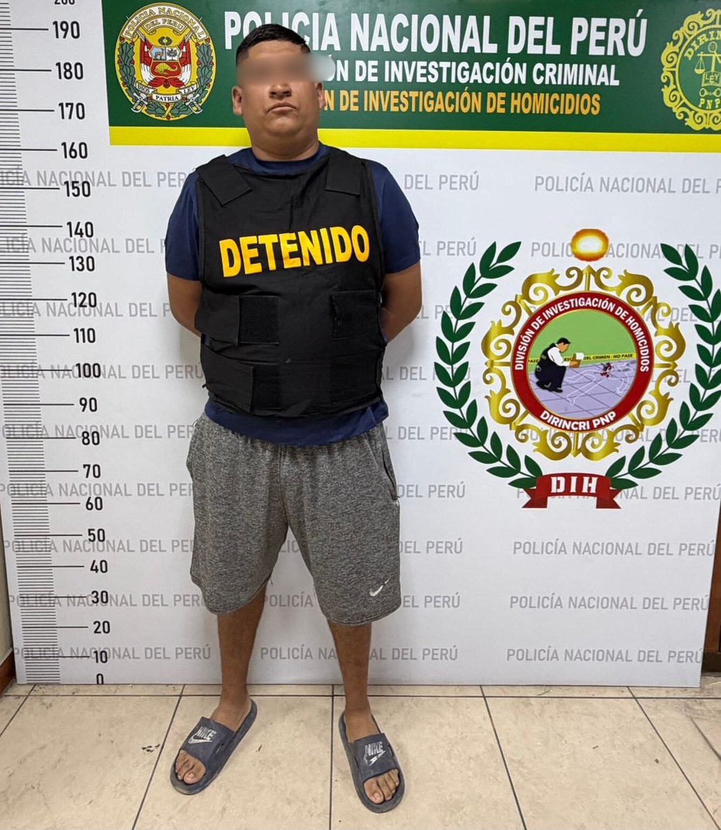 🚨 Agentes de la División de Investigación de Homicidios capturaron a dos sujetos por el homicidio calificado de un prestamista, ocurrido en Carabayllo en 2024. La DIVINHOM ejecutó detención preliminar judicial tras reunir sólidos elementos de convicción.