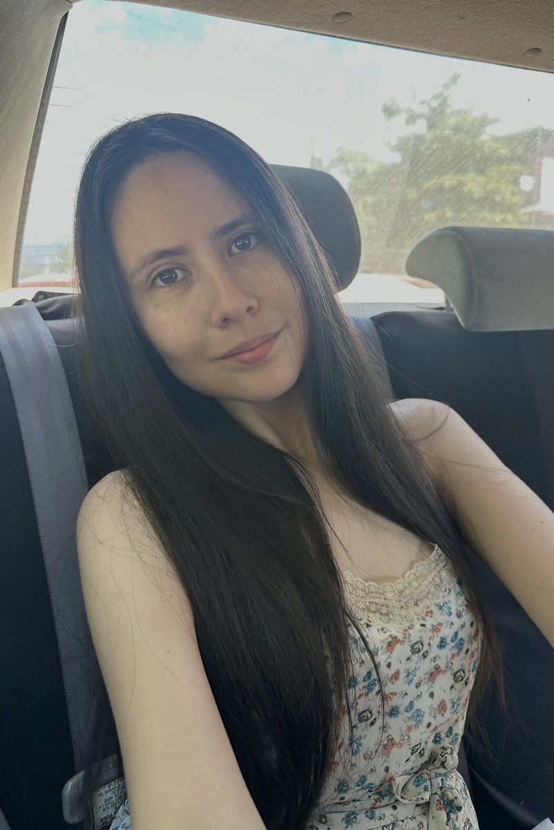 someoneelsekp's tweet image. Una de ayer 🎀