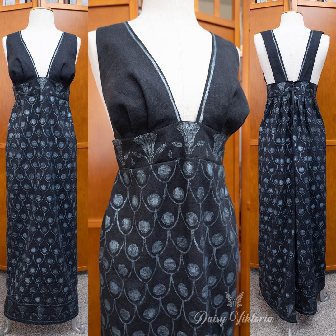 daisyviktoria's tweet photo. Another ancient Egyptian dress! I'm really building out my wardrobe. This was an experiment, trying out 3d printed stamps I designed in Tinkercad. The design is inspired by images of goddesses in tomb paintings, but goth!

#egyptian #ancient #mysca #fashionhistory #queen https://t.co/TUB13rFDre