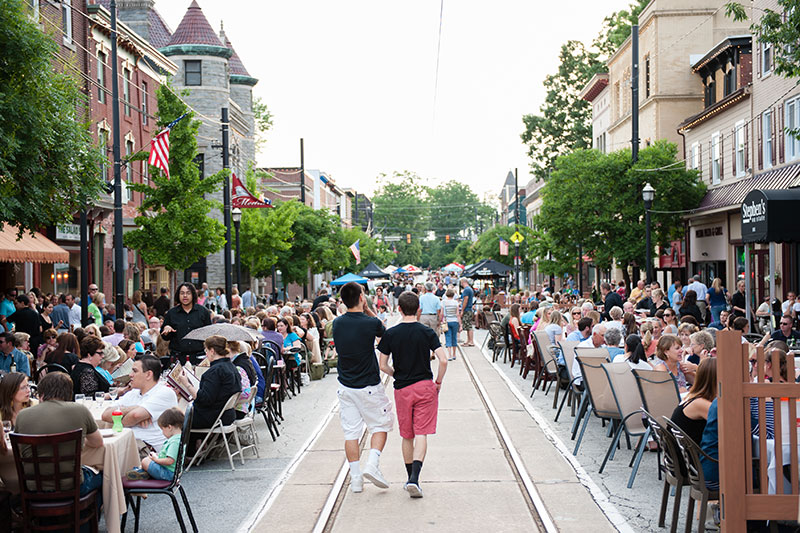 jimarcidiacono's tweet image. Stop calling them "commuter towns." 🚉 Our boroughs are destination hubs. People aren't just sleeping here; they're living, dining, and starting businesses. The suburbs are the main event now.

#MainLinePA #MainLineLiving #WalkableCities #SuburbanRevival