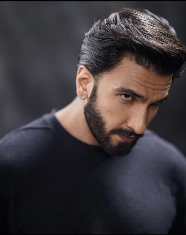 KollyCensor's tweet photo. News 🚨

A spy cannot be a spy if he doesn’t have a hate and angst against the enemy state. A soldier also cannot be a soldier if he doesn’t have angst against the enemy state. On those two counts I have no issues.

I have two sequences that I have a problem with Madhavan saying “ ek din aisa ayega jab jo desh ke bare me koi sochaga “ and another in the end by Ranveer saying as “ ye naya India hai “ 

Director Anurag Kashyap
About #Dhurandhar