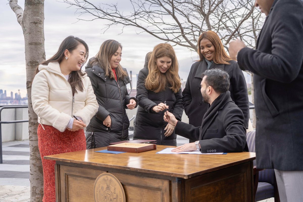 New York can and will have the strongest consumer and worker protections in the country.

Great to join <a href="/NYCMayor/">Mayor Zohran Kwame Mamdani</a>, <a href="/NewYorkStateAG/">NY AG James</a>, our new <a href="/helloDCWP/">NYC Consumer and Worker Protection</a> Commissioner, and other leaders today as they announced new efforts to combat junk fees, keeping money in New Yorkers’ pockets.