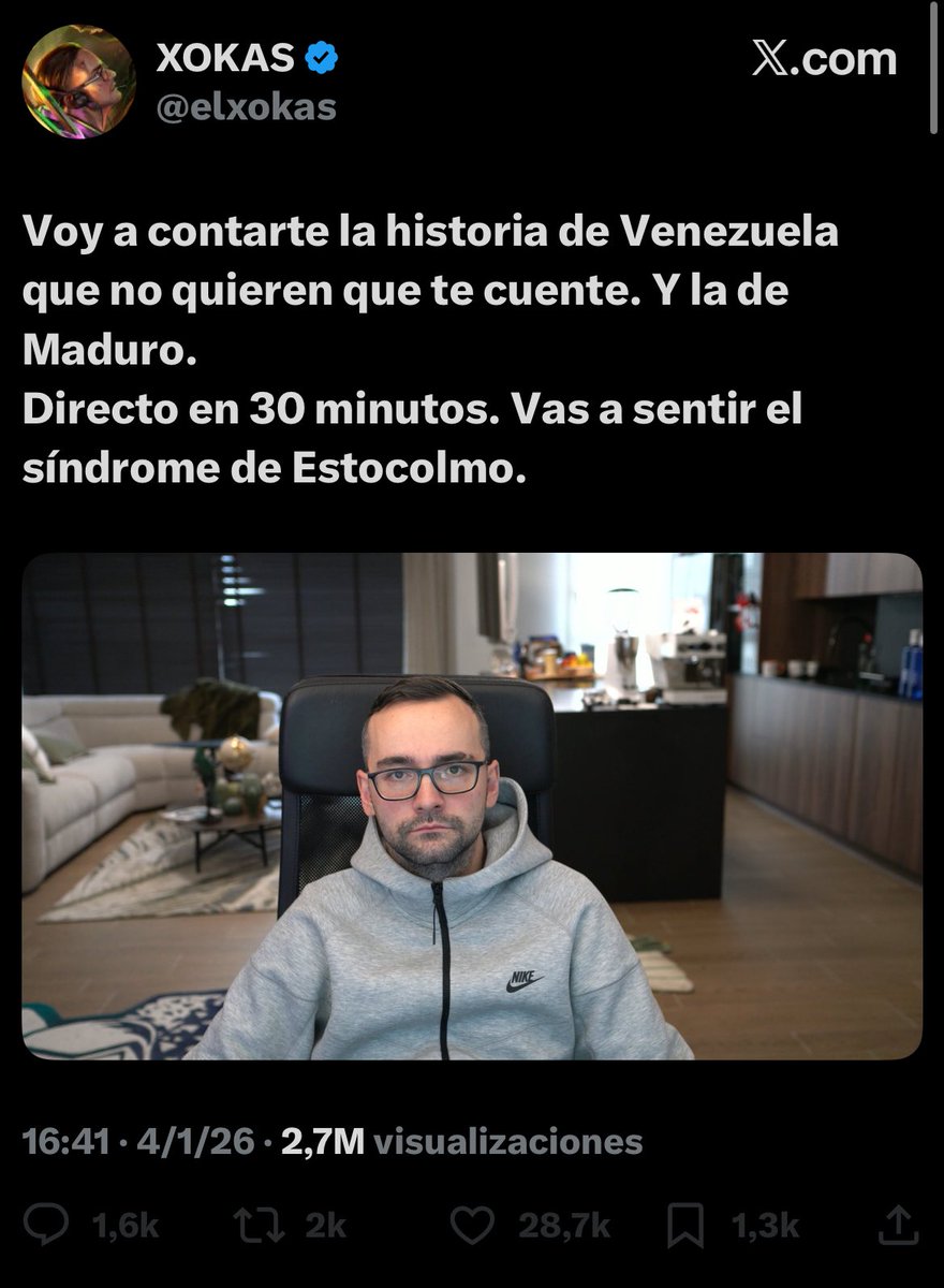 Como se te queda mirando el dependiente del GAME cuando interrumpes su ligoteo con la otaku de 17 años para que te cobre el FiFA