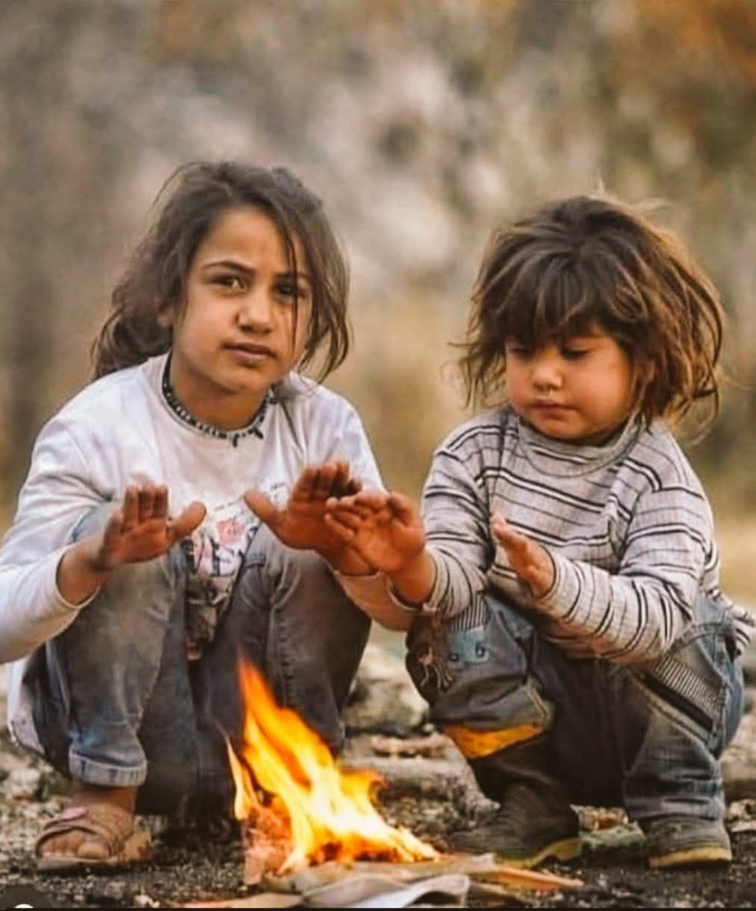 İşimize bakmaktan 
İçimize bakamaz olduk...