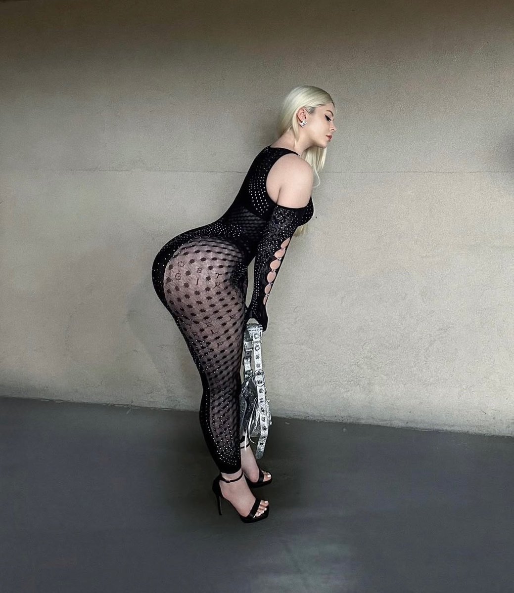 RuthStackh176's tweet image. Rate me from head to toes ♥️