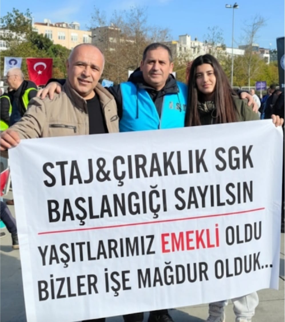 SeyyidmustafaA's tweet photo. EYT’de unutulanlar: Stajyerler ve çıraklar! 
1986’dan beri süren haksızlık son bulsun ! TÜİK işçi diyor, SGK öğrenci !
 Bu çifte standart niye.?;
@RTErdogan
@eczozgurozel
@isikhanvedat
@yavuzagiraliog
@TatarHummet
@UlviYonter
@zorlu77
Bu Mu Adalet
#StajÇıraklıkSigortasıAdilDeğil https://t.co/SbuMfLNfF5