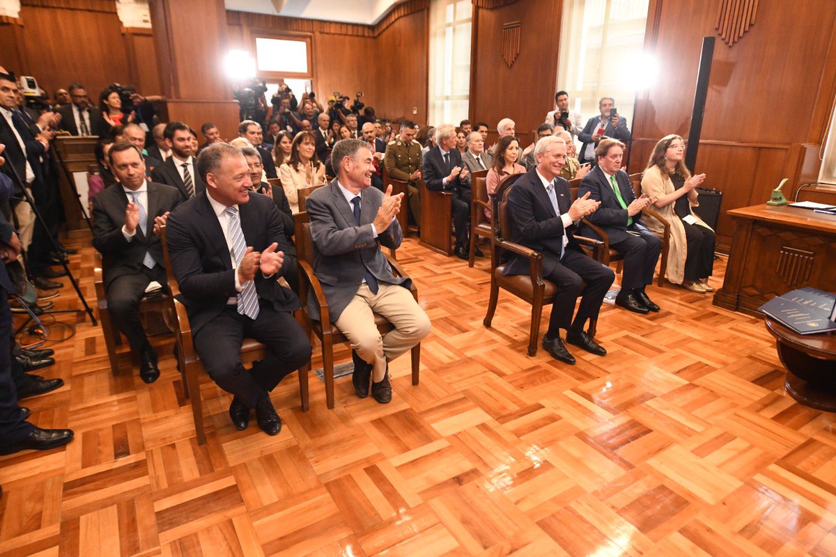 José Miguel Castro tweet media