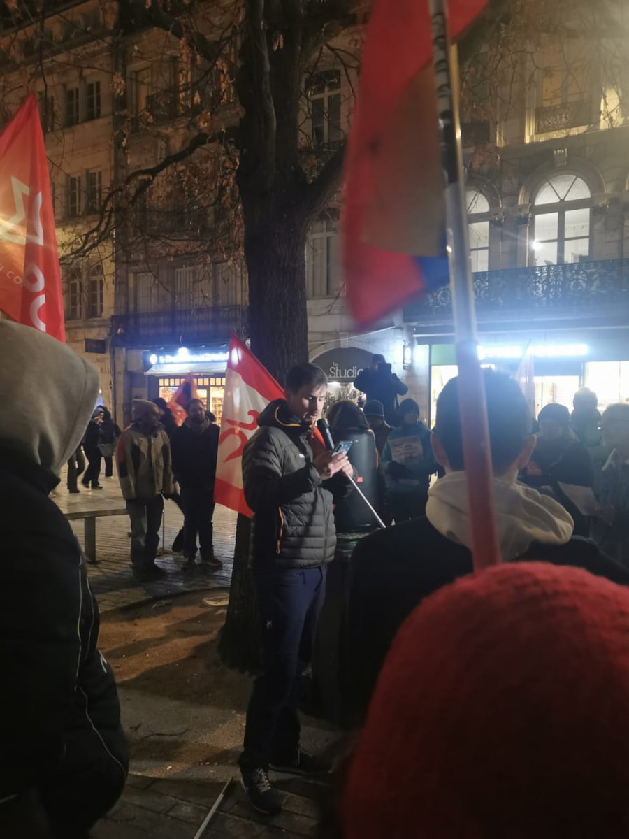 Jeunesse communiste 25 tweet media