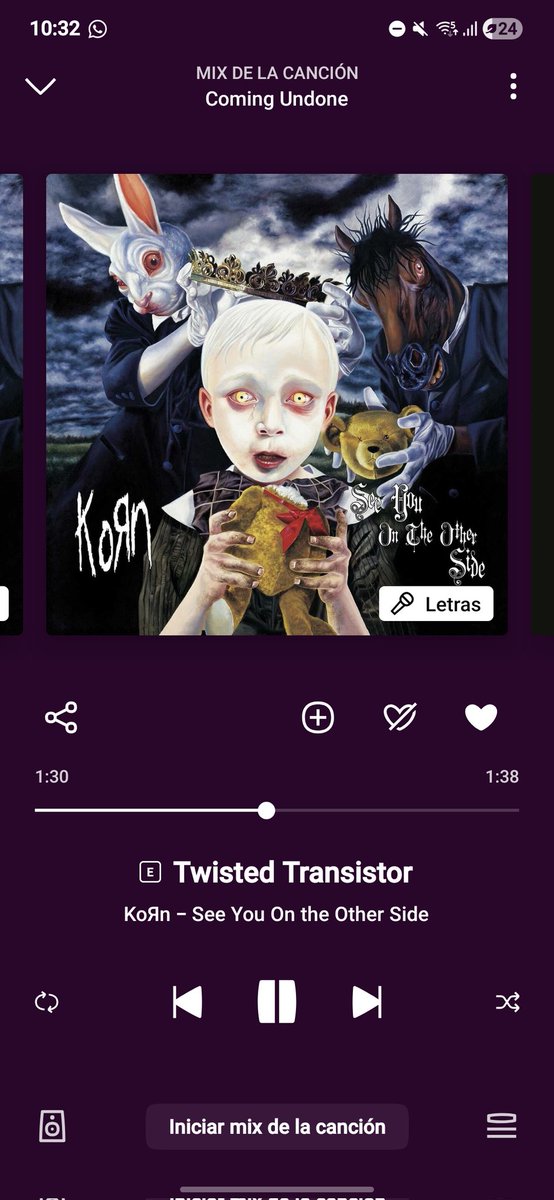 _Melomanos's tweet photo. Primer momentum de organizar mi casa en el año nuevo y me puse esto: #korn https://t.co/G2pbg1Rb0k