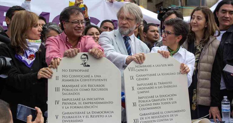 Juanchop13's tweet photo. @ClaudiaLopez https://t.co/WbSKW4piNz