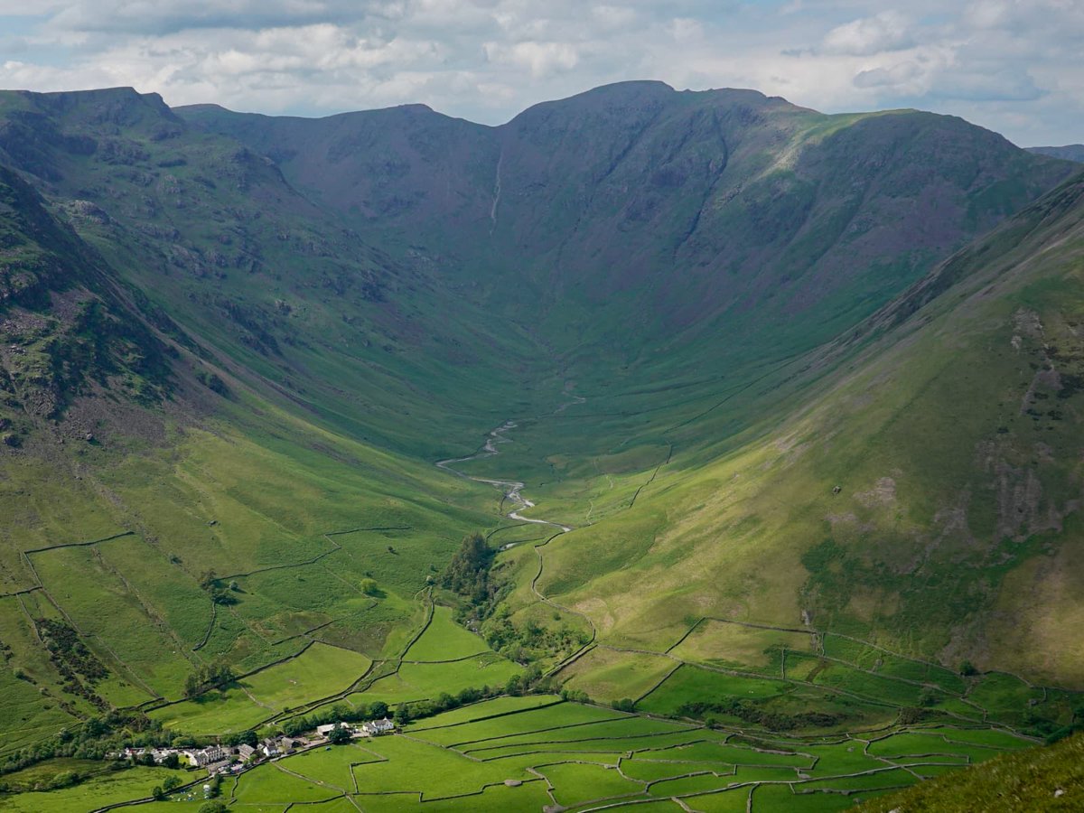 crawshaw_pete's tweet photo. Wasdale ♥️ @keswickbootco @WasdaleHeadInn @YHAWasdaleHall @wasdalemrt @lakedistrictnpa @Catstycam @KeswickBrewery @LakesWalksTalks @ColedaleInn @braithwaiteshop #lakedistrict https://t.co/UOENobXhUw