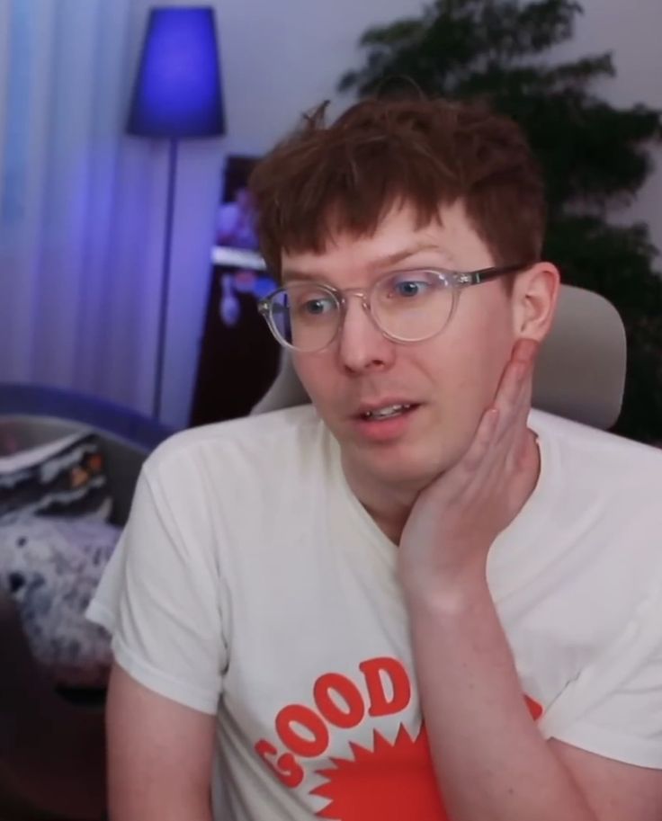 furoruisa's tweet image. I'm still here