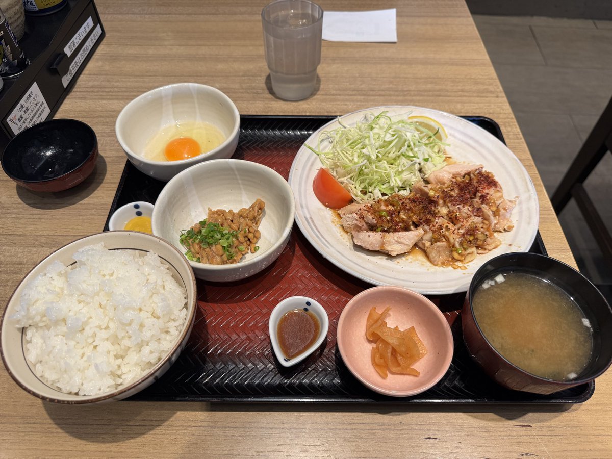 今日のランチもがっつりめ🍚