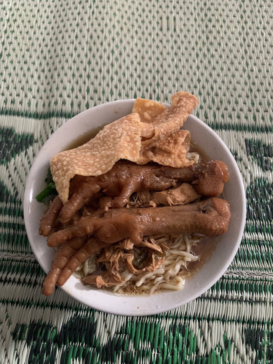 itschsan's tweet image. 16.000 ditangan anak FEB (bolosan)