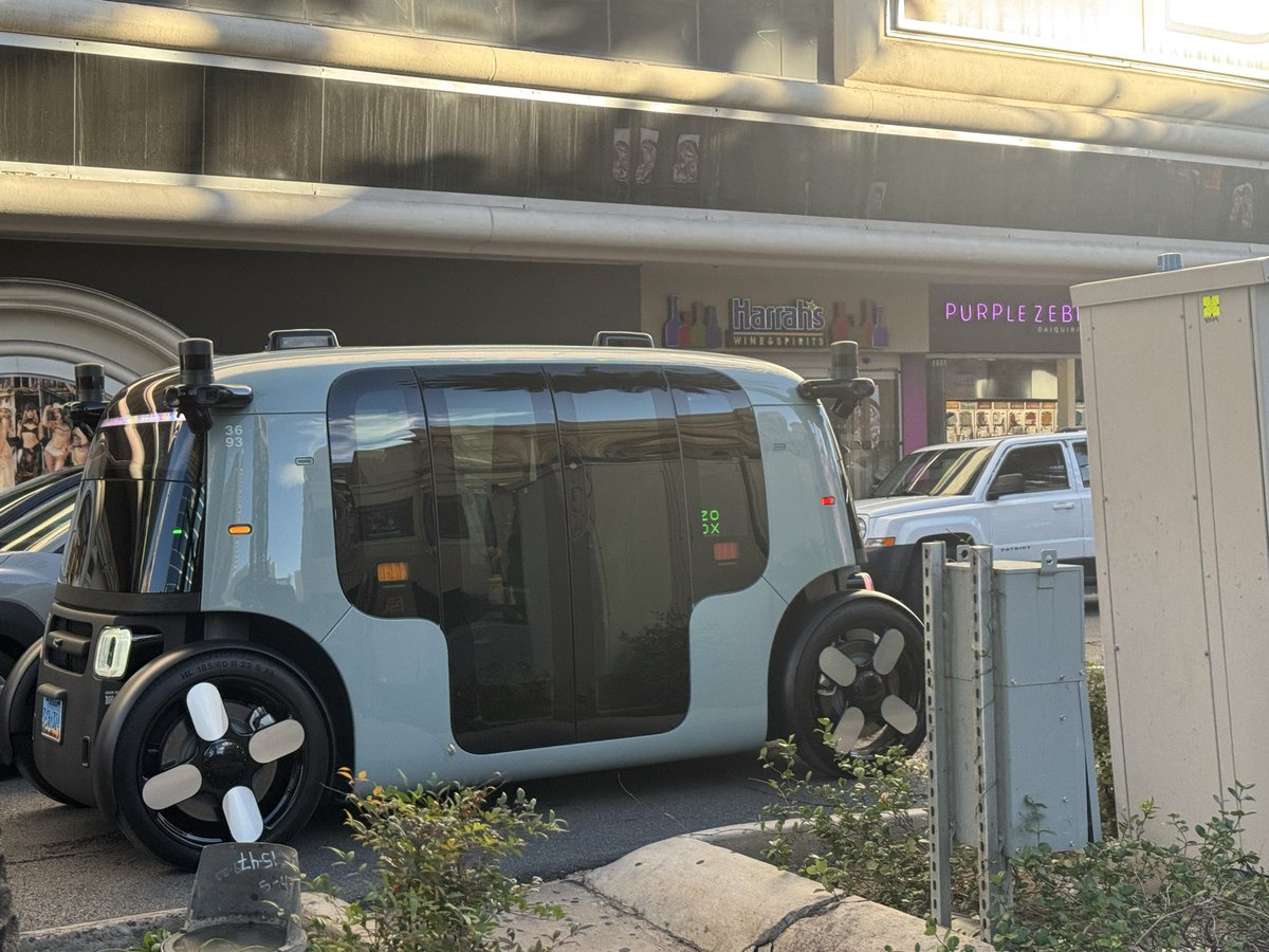 ラスベガスのCESに来てます。折角なので、最新トレンドを呟いてみよう思います。